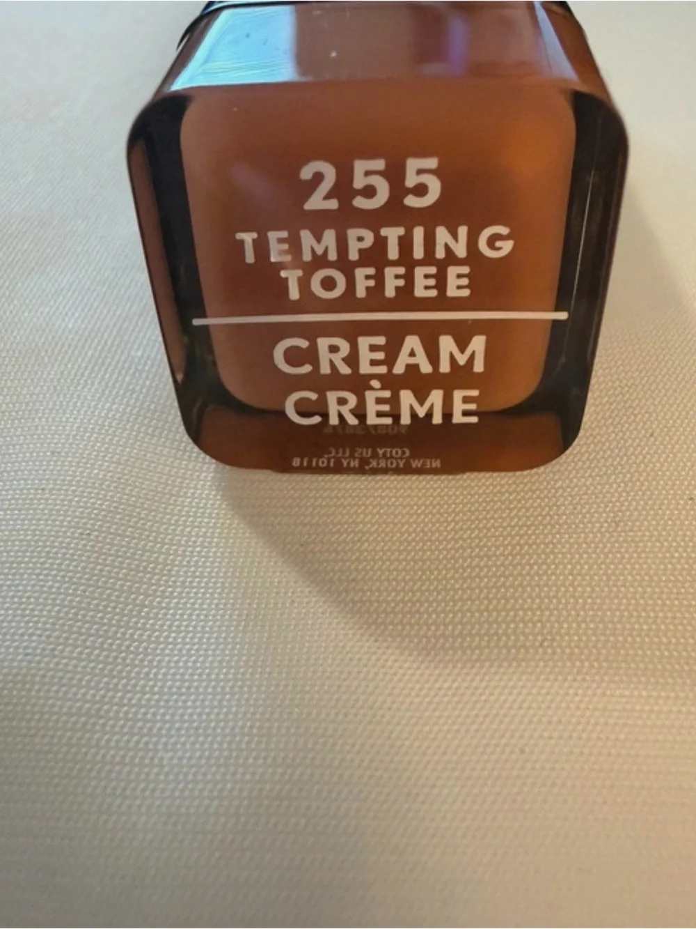 CoverGirl 255 Tempting Toffee Cream Makeup NEW SEALED 0.12 oz